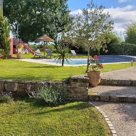Les Marguerites Bed & Breakfast Champdolent Exterior photo